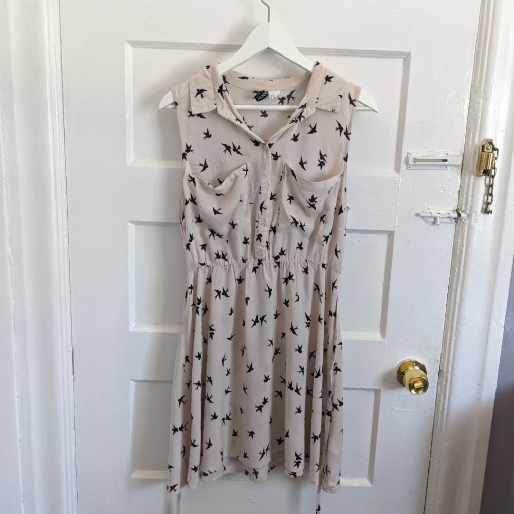 Sleeveless print skater dress